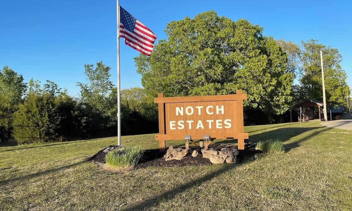 Photo of Others in Notch Estates