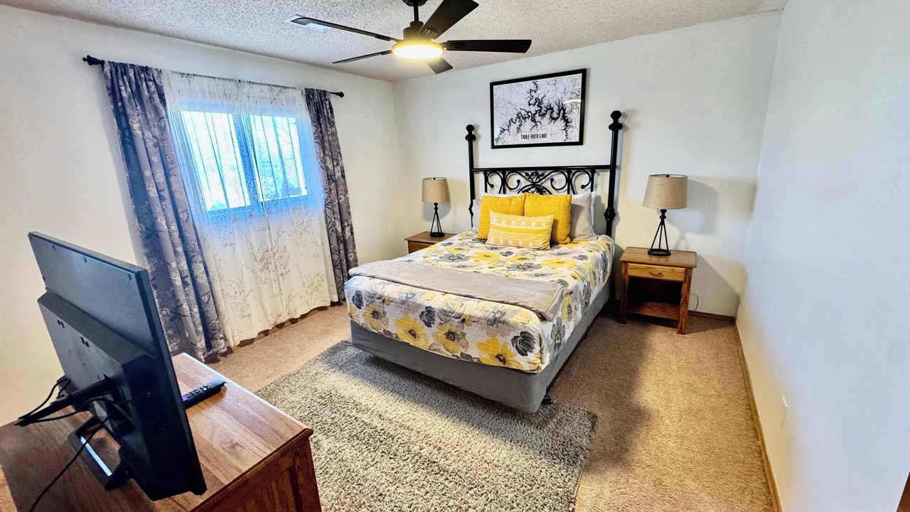 Photo of Bedroom in Notch Estates