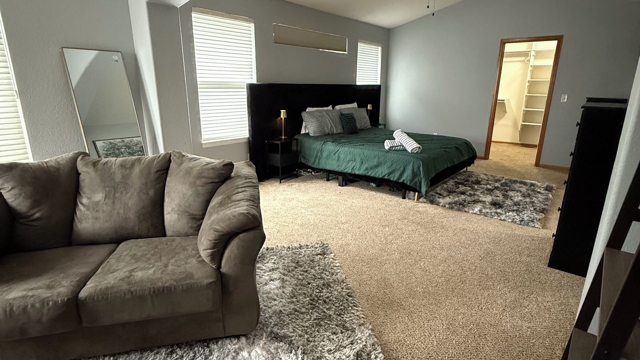 Photo of Bedroom in Aurora