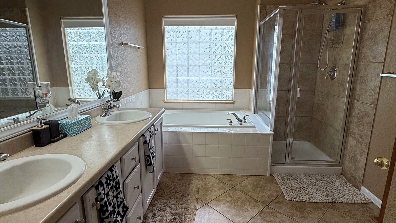 Photo of Bathroom in Aurora