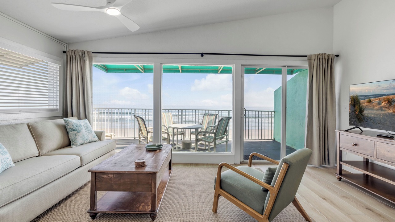 Photo of Livingroom in New Smyrna Beach