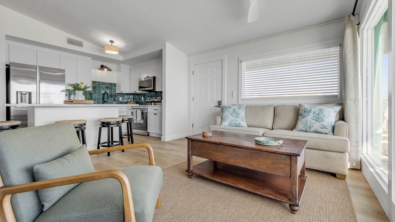 Photo of Livingroom in New Smyrna Beach