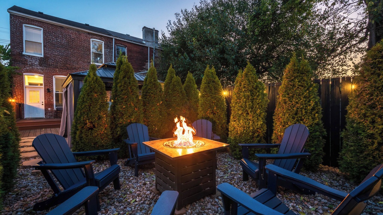 Photo of Patio Balcony in East Market District