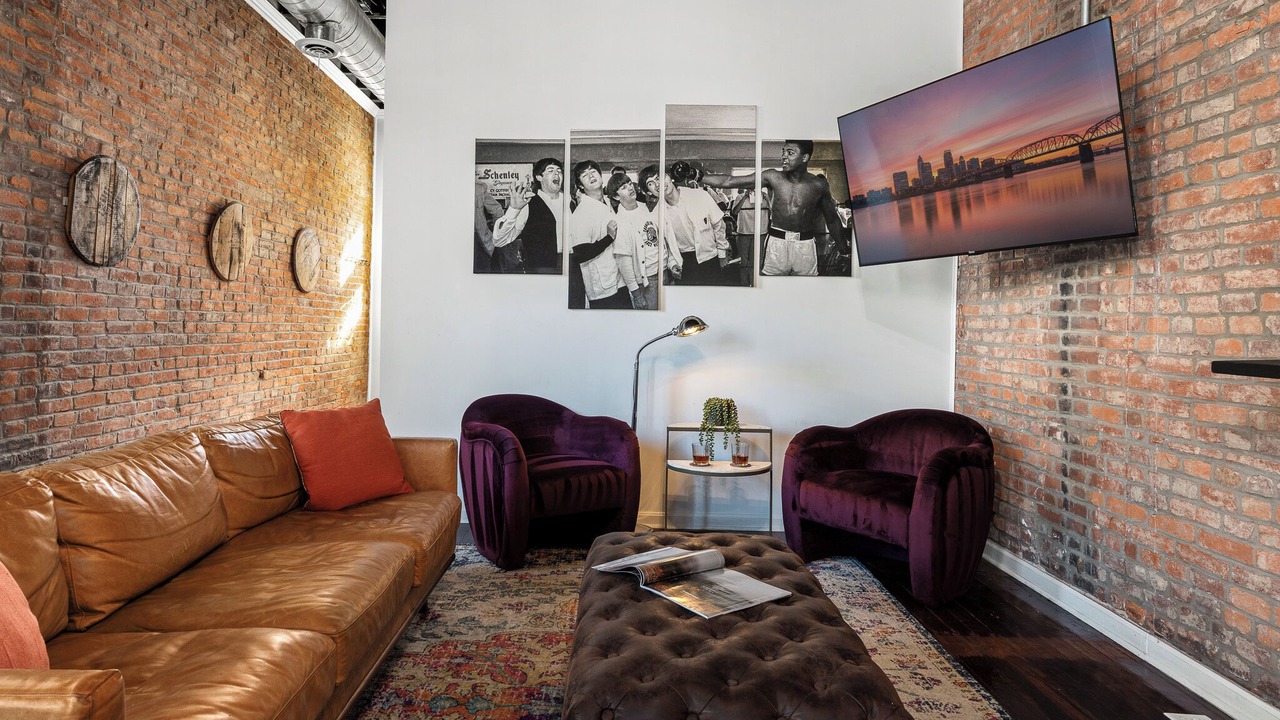 Photo of Livingroom in East Market District