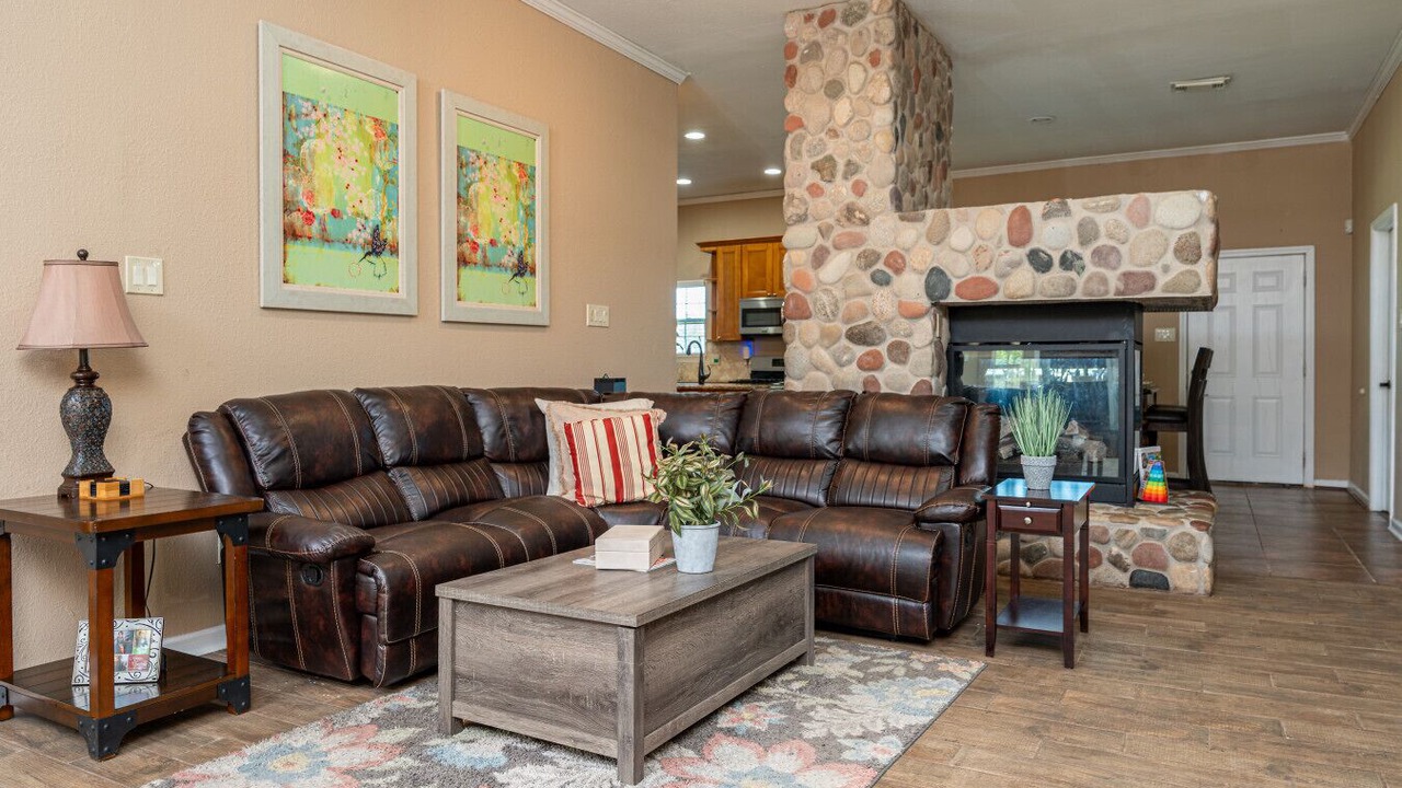 Photo of Livingroom in Marshall
