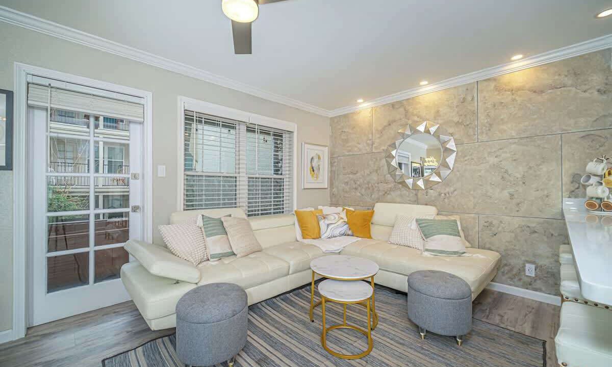 Photo of Livingroom in Hancock