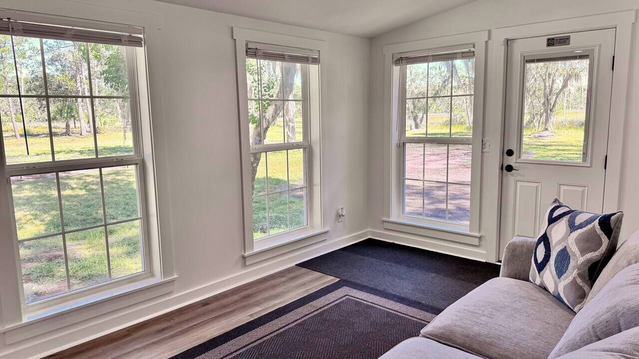 Photo of Livingroom in Burton