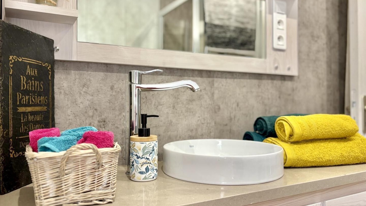 Photo of Bathroom in Roumegoux