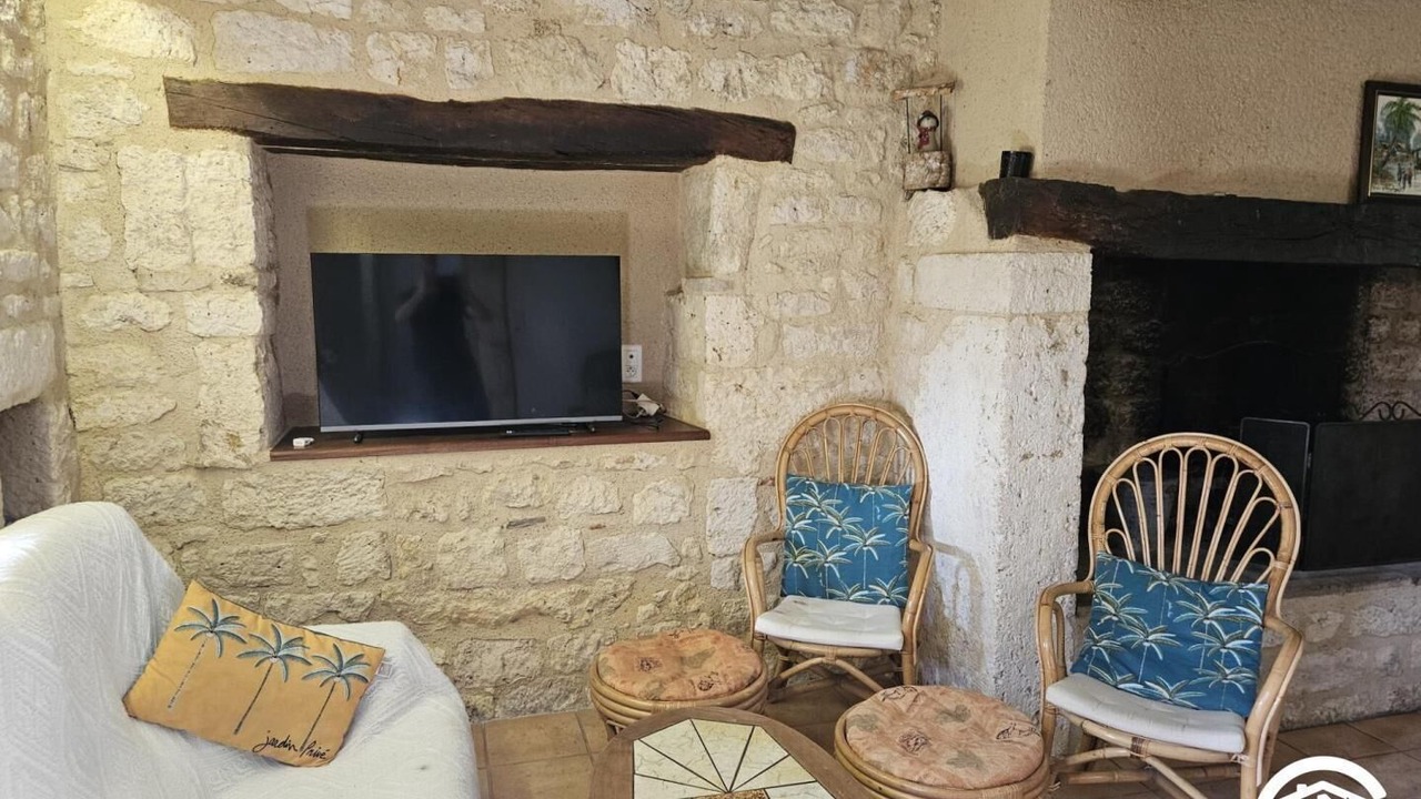 Photo of Livingroom in Frausseilles