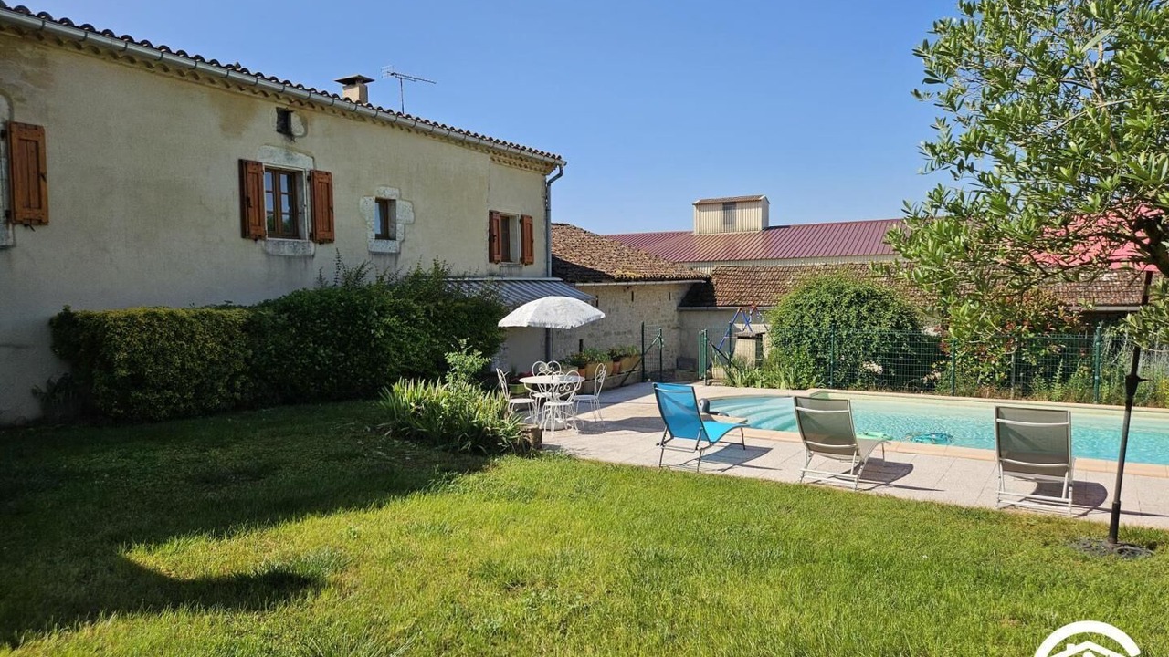 Photo of Outdoor in Frausseilles