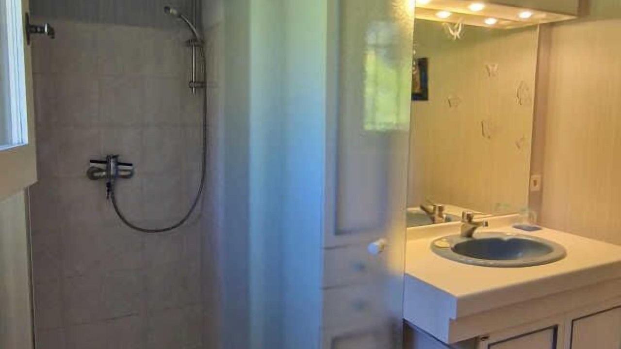 Photo of Bathroom in Rabastens