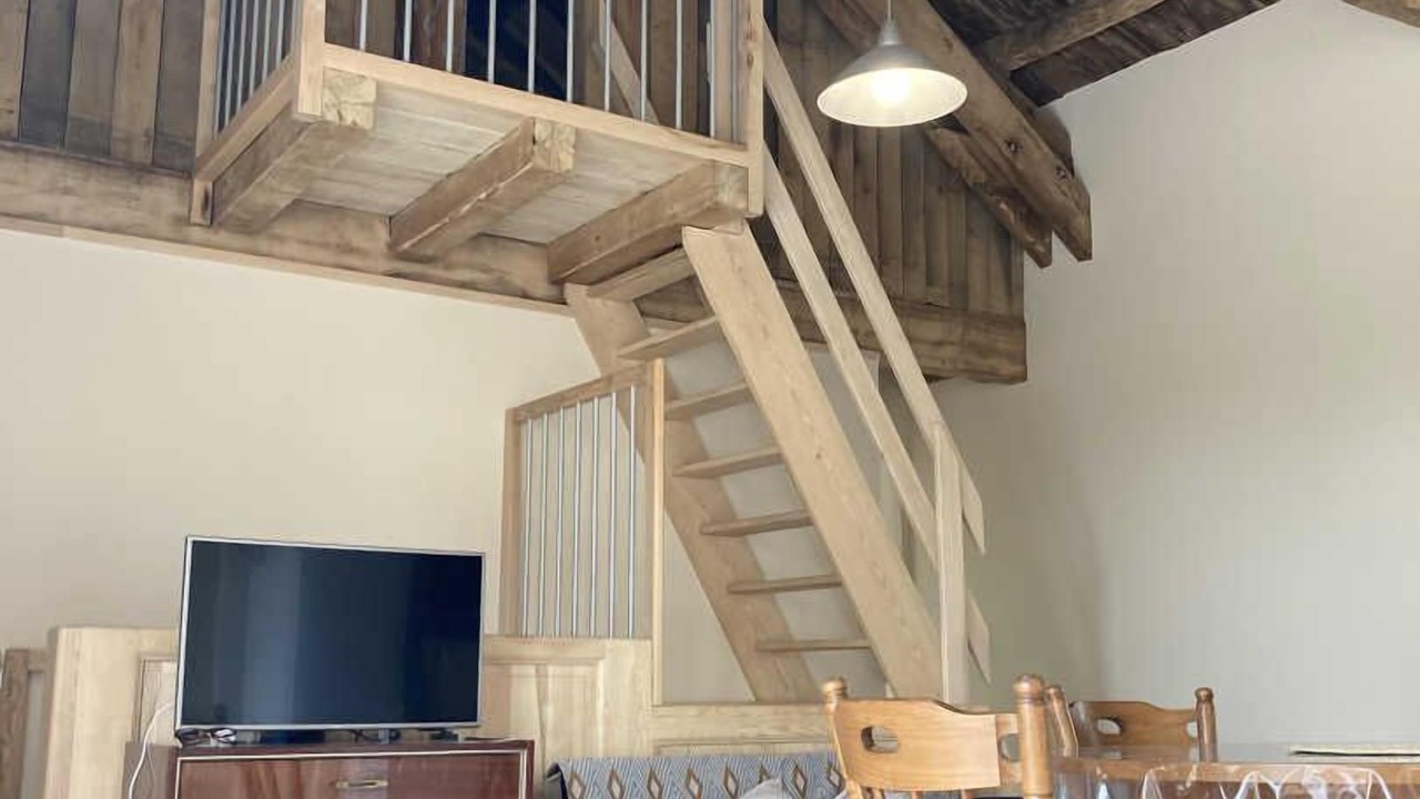 Photo of Livingroom in Saint-Pierre-de-Trivisy