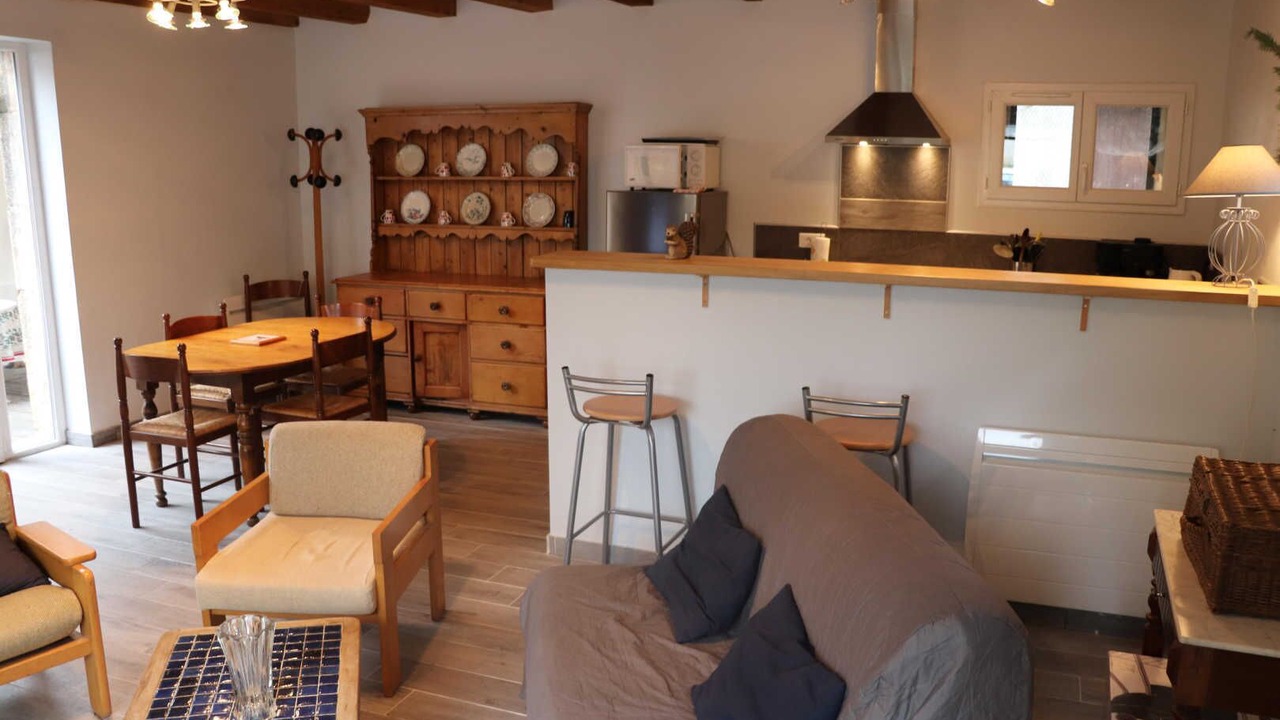 Photo of Livingroom in Nages