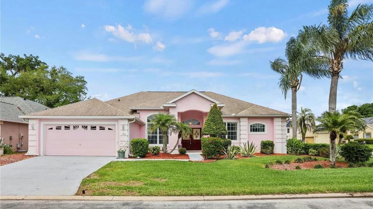 Photo of Outdoor in Ridgewood Lakes