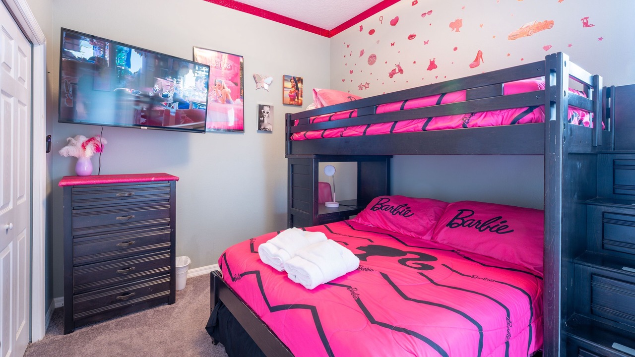 Photo of Bedroom in Ridgewood Lakes