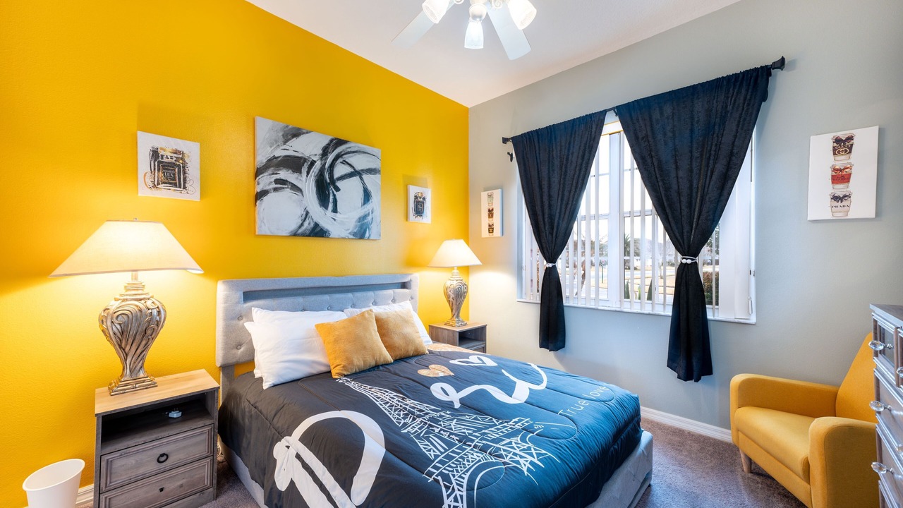 Photo of Bedroom in Ridgewood Lakes