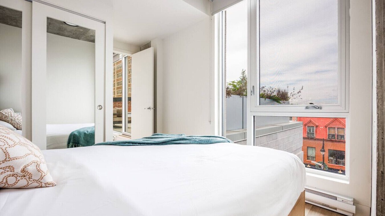 Photo of Bedroom in Plateau Mont Royal