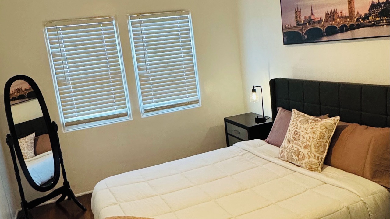 Photo of Bedroom in Bankers Hill
