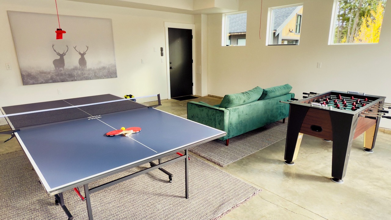 Photo of Bedroom in Roslyn