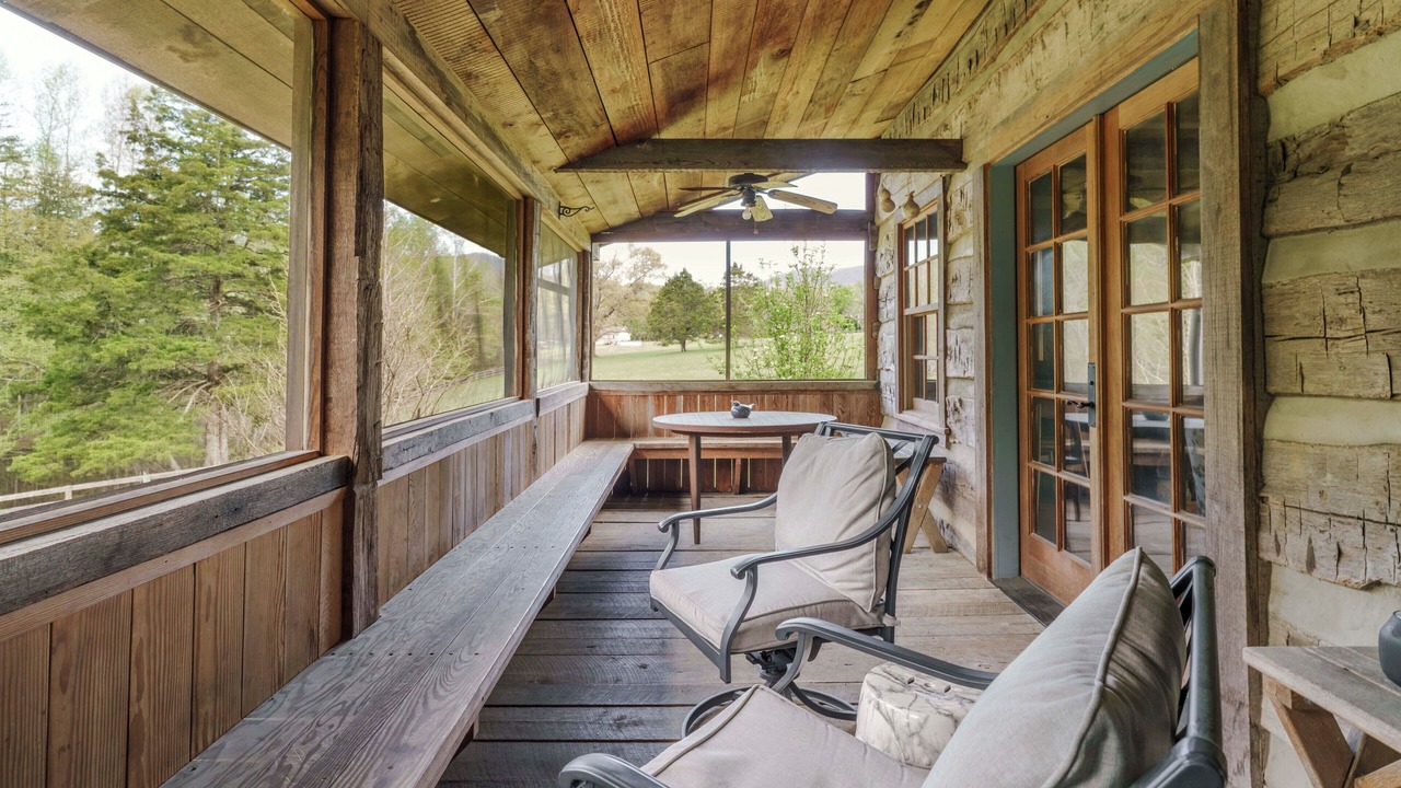 Photo of Patio Balcony in Dyke