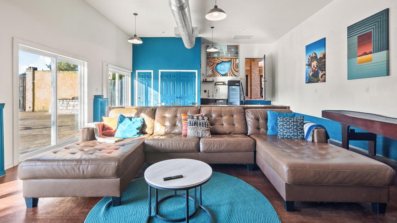 Photo of Livingroom in Oatmeal