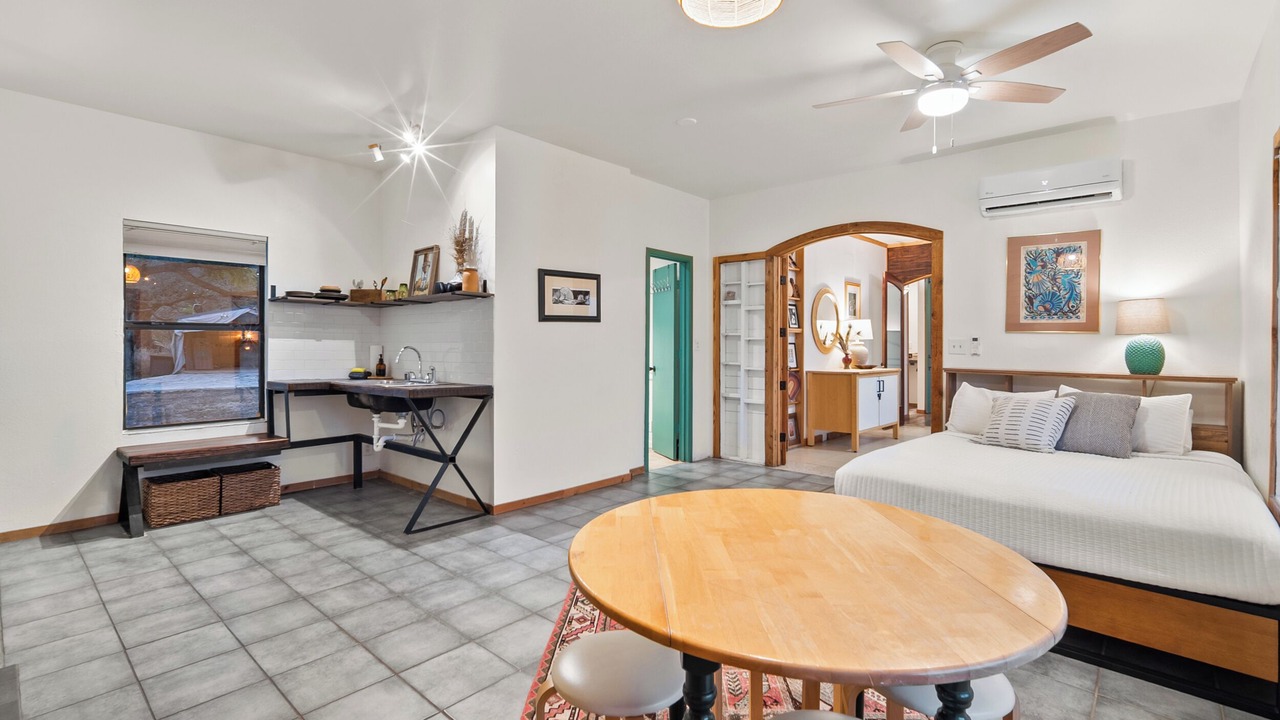 Photo of Bedroom in Oatmeal