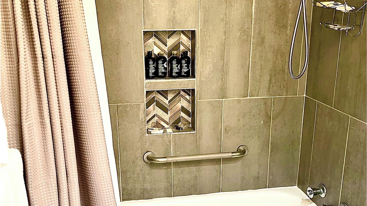 Photo of Bathroom in Drayton