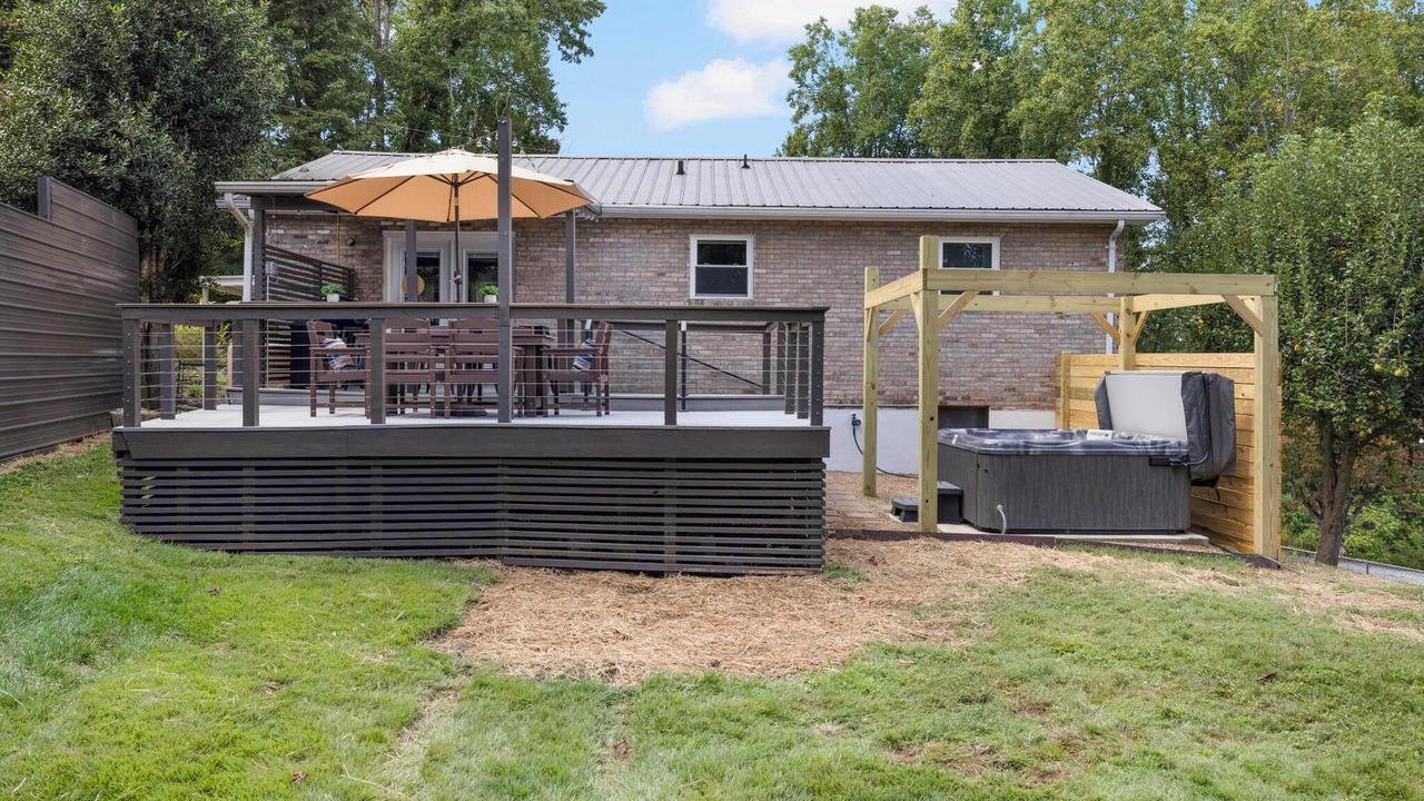 Photo of Patio Balcony in Oak Grove