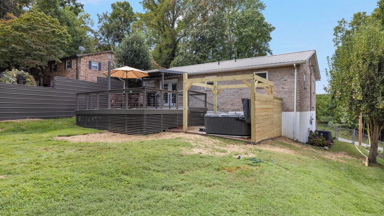Photo of Outdoor in Oak Grove