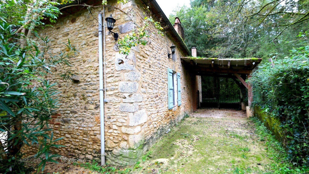 Photo of Outdoor in Blanquefort-sur-Briolance