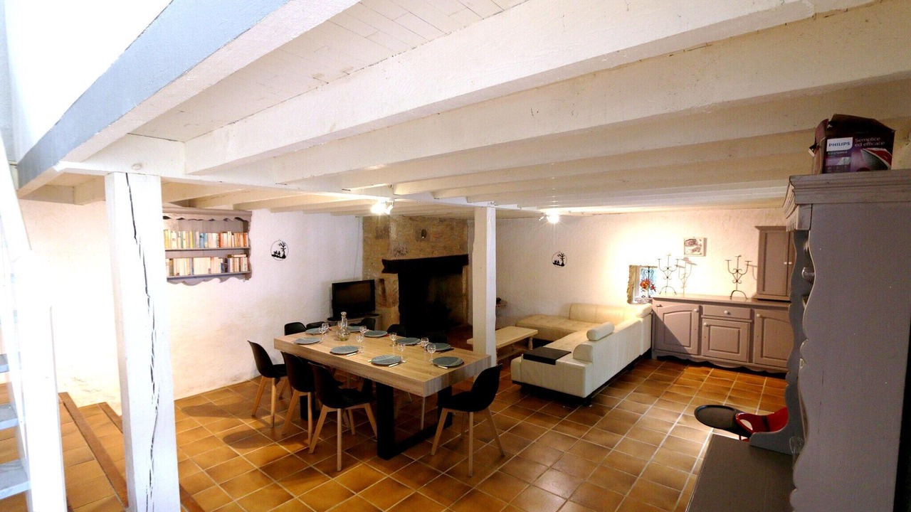 Photo of Livingroom in Blanquefort-sur-Briolance