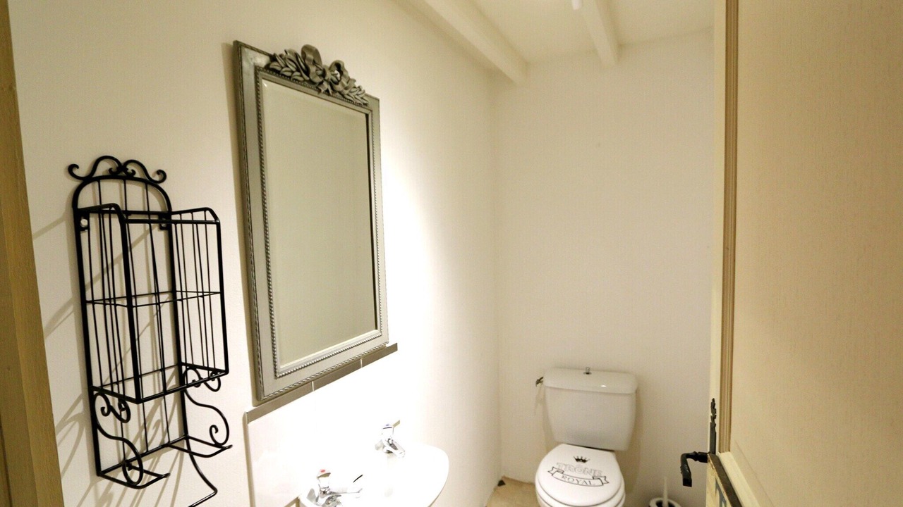 Photo of Bathroom in Blanquefort-sur-Briolance