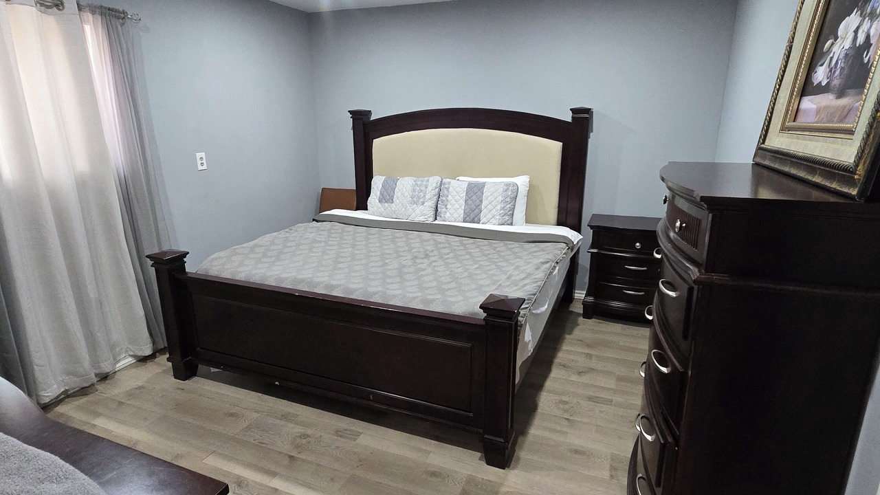 Photo of Bedroom in Terra Nova