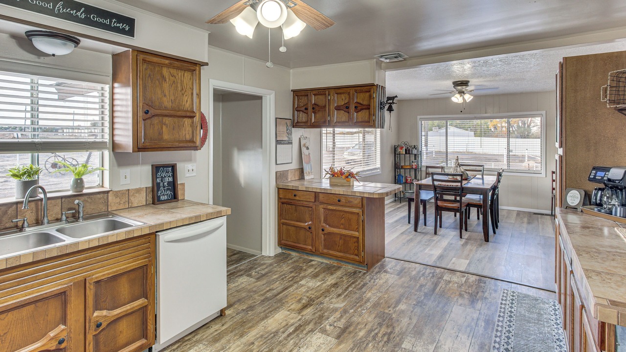 Photo of Kitchen in Aztec