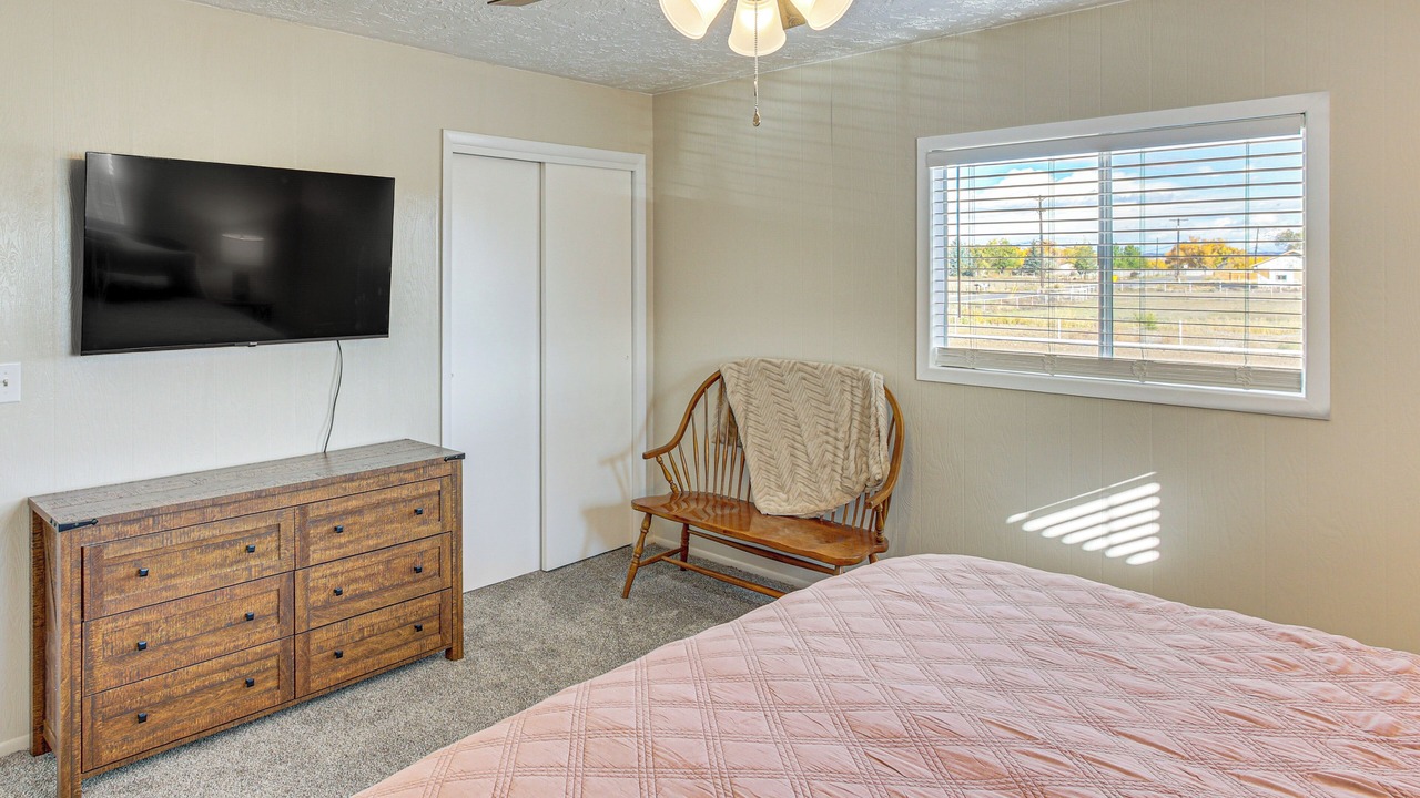 Photo of Bedroom in Aztec