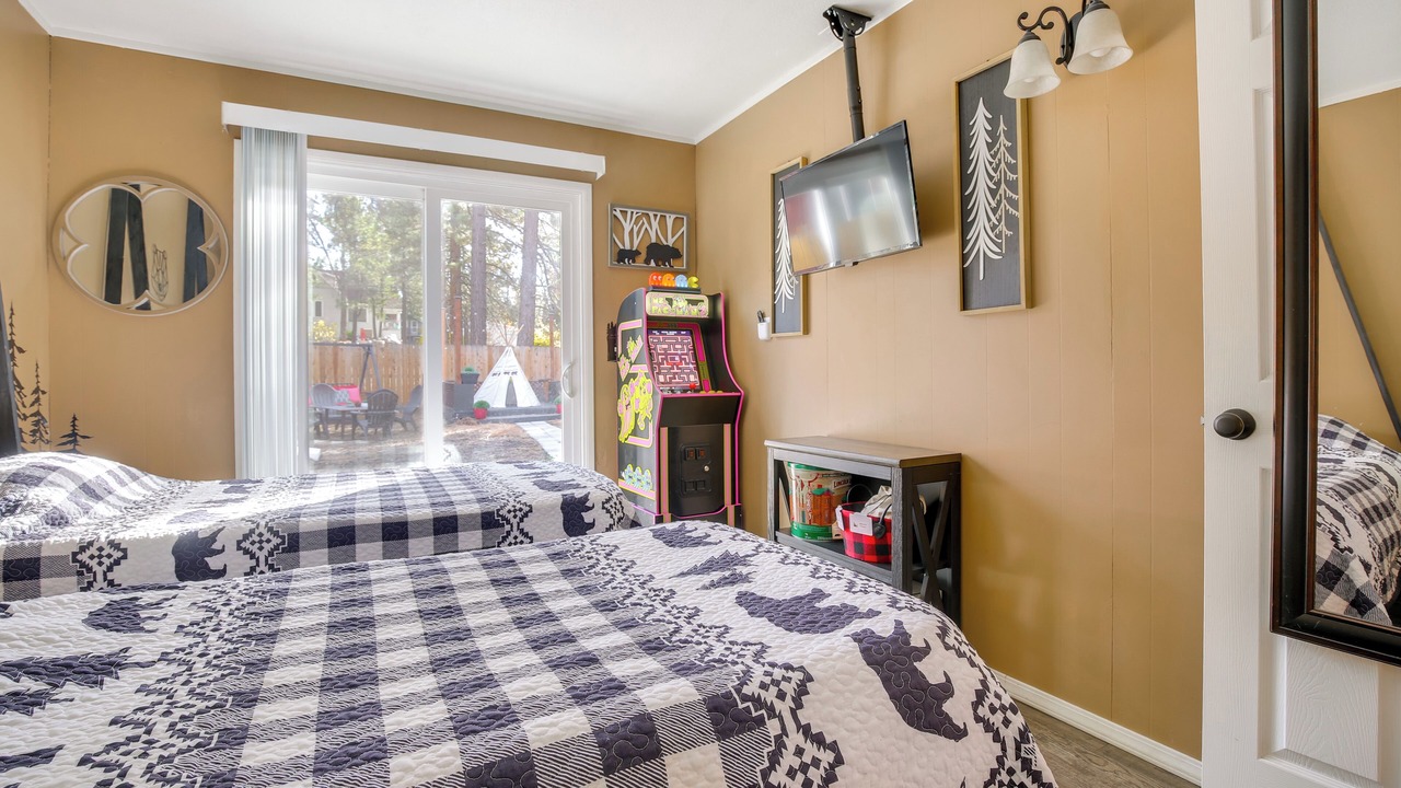 Photo of Bedroom in Big Bear City