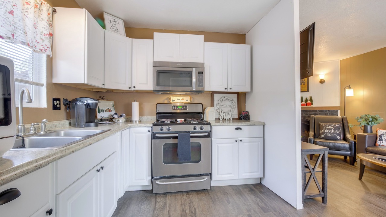 Photo of Kitchen in Big Bear City