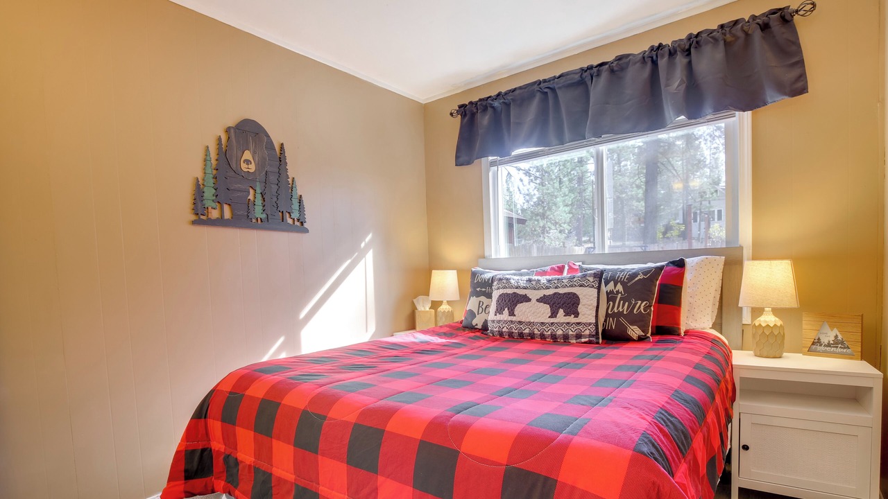 Photo of Bedroom in Big Bear City