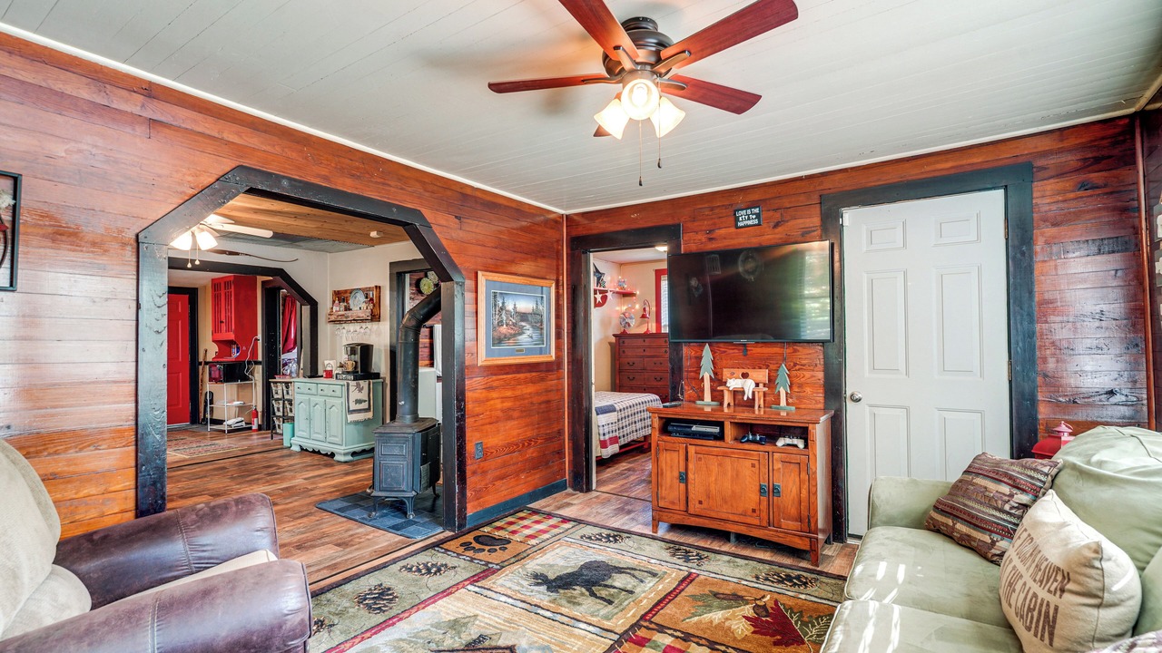 Photo of Bedroom in Glover