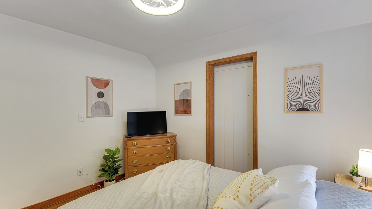 Photo of Bedroom in Burlington