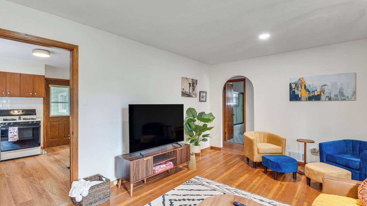 Photo of Livingroom in Burlington