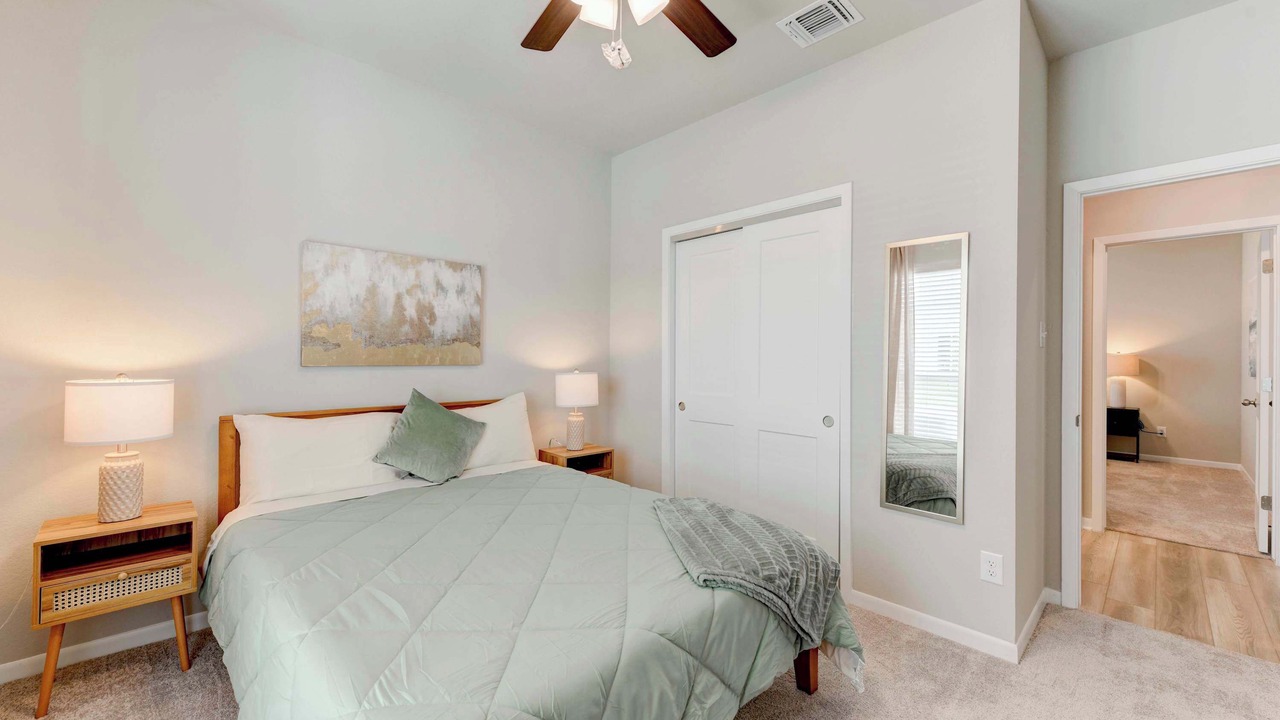 Photo of Bedroom in Troy