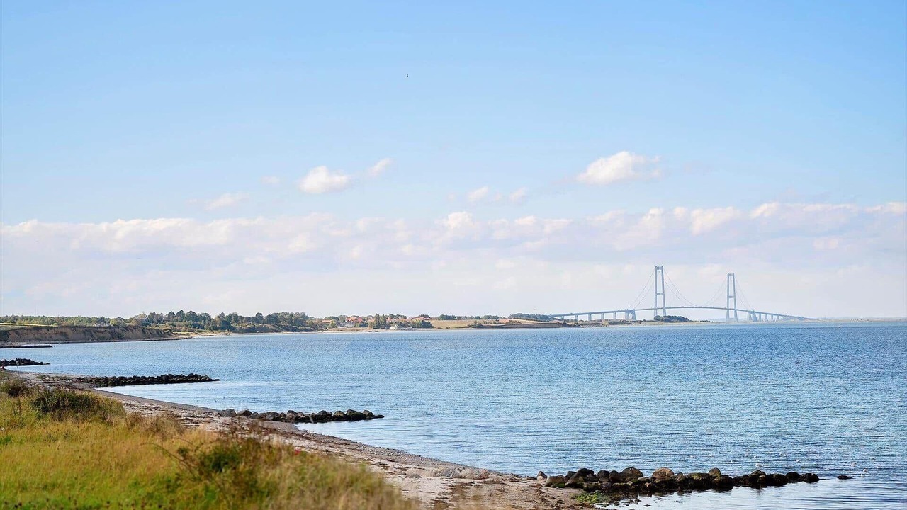 Photo of Others in Frolunde