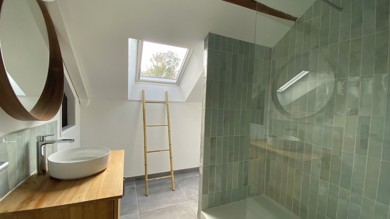 Photo of Bathroom in Cutry