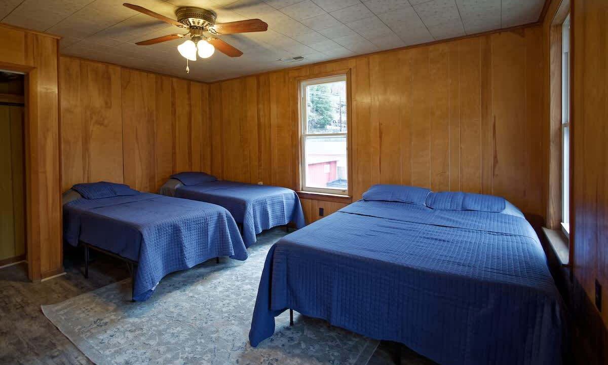 Photo of Bedroom in Welch