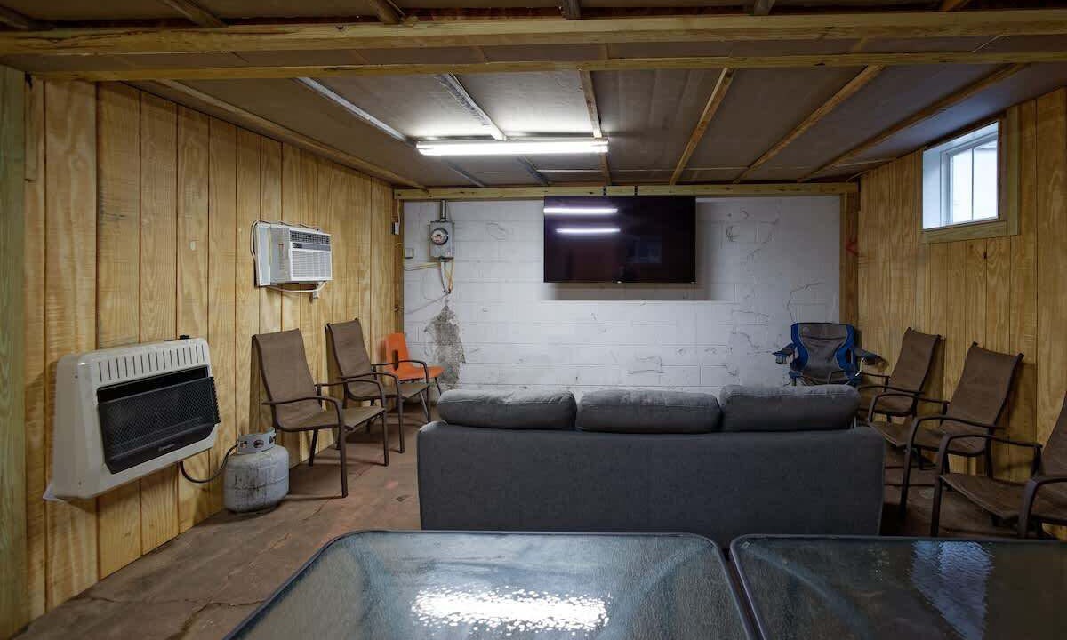 Photo of Livingroom in Welch