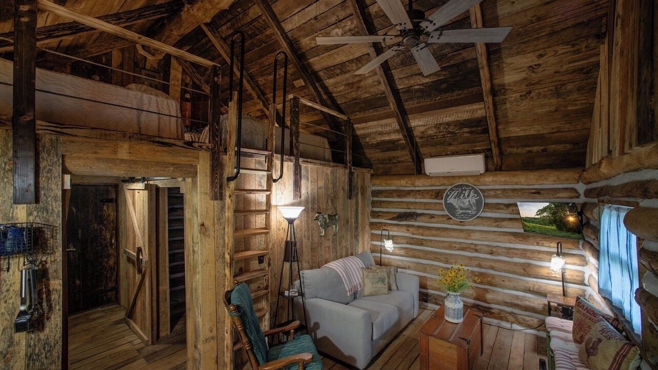 Photo of Livingroom in Russellville