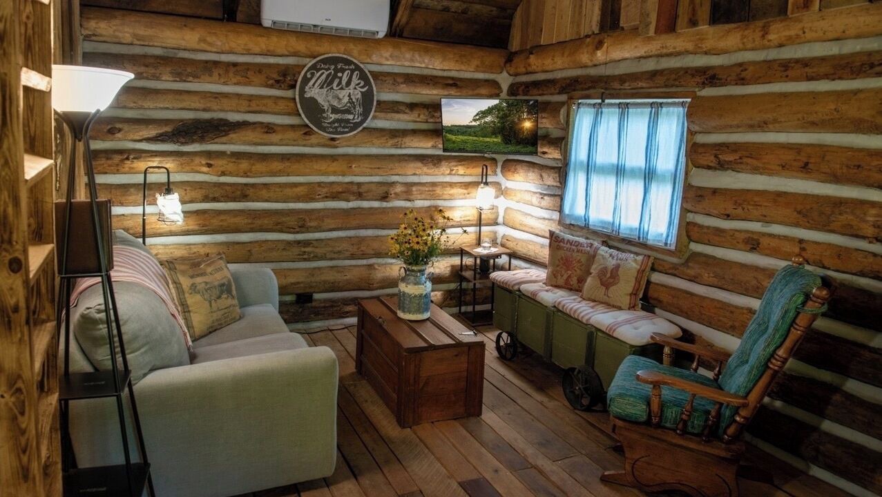 Photo of Livingroom in Russellville