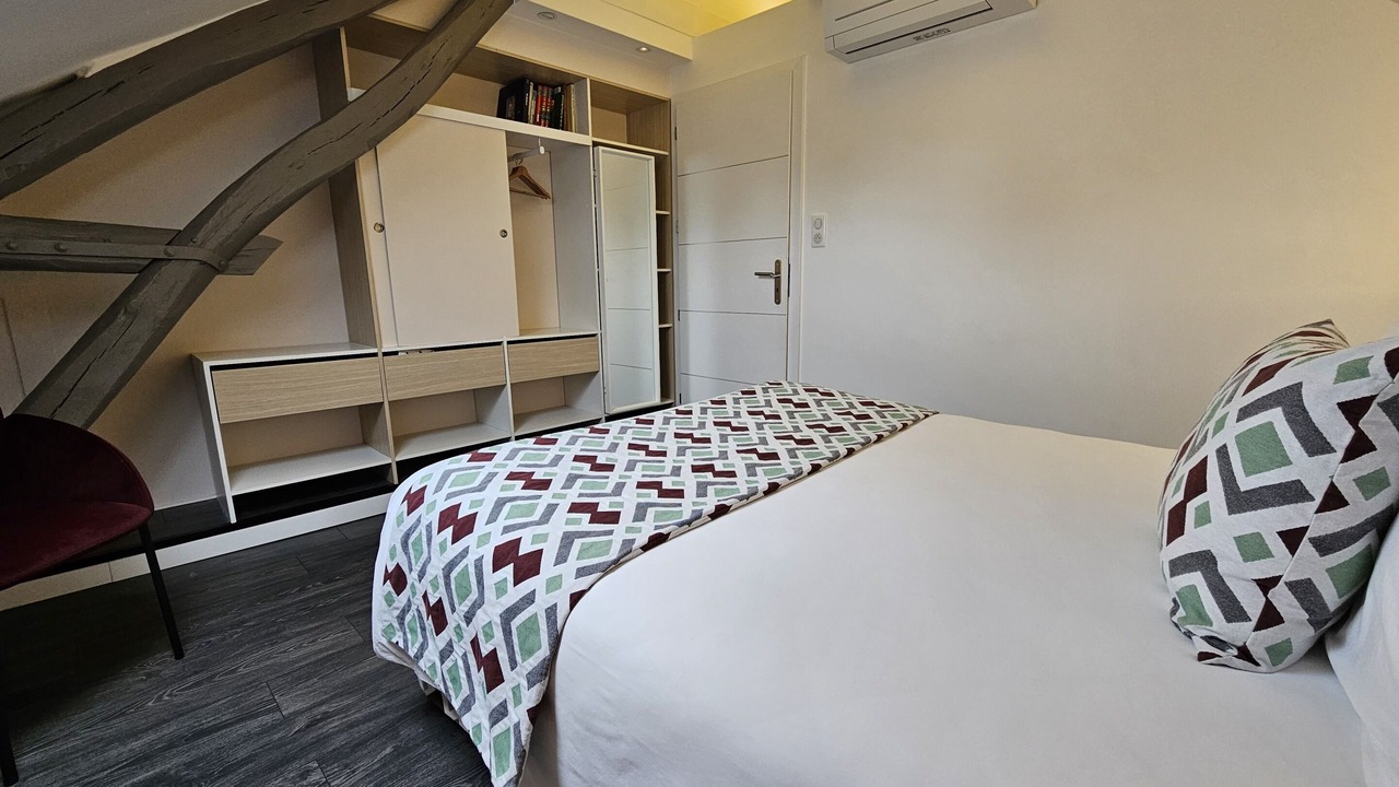 Photo of Others in Troyes