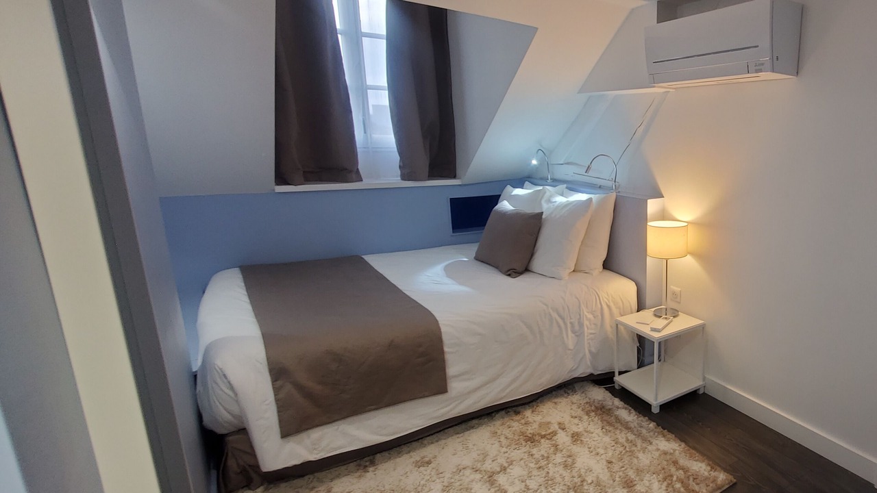 Photo of Bedroom in Troyes